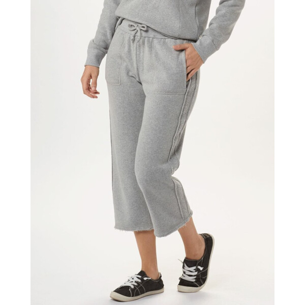 Women's Cropped Travel Sweatpants Thumbnail